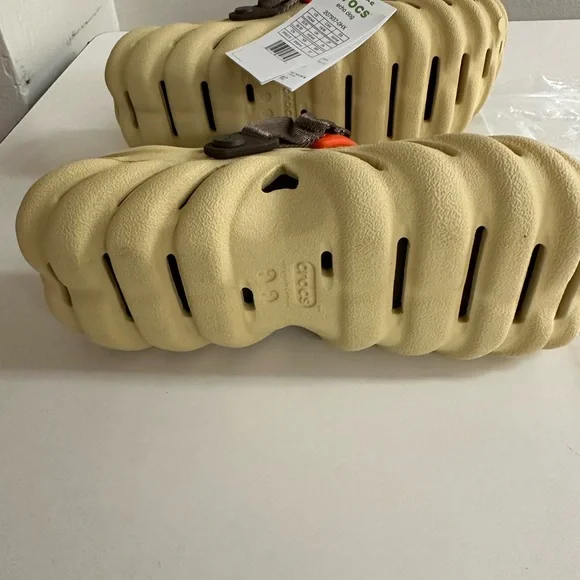 Echo Crocs Cream and Orange Mules Perforated Comfort Design Men’s 6/Women’s 8. - Picture 4 of 7